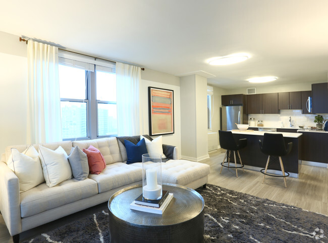 Open Floorpan - PARQ at the Square