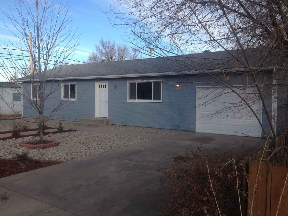 224 Hawkins Ave, Florence, CO 81226 House for Rent in Florence, CO