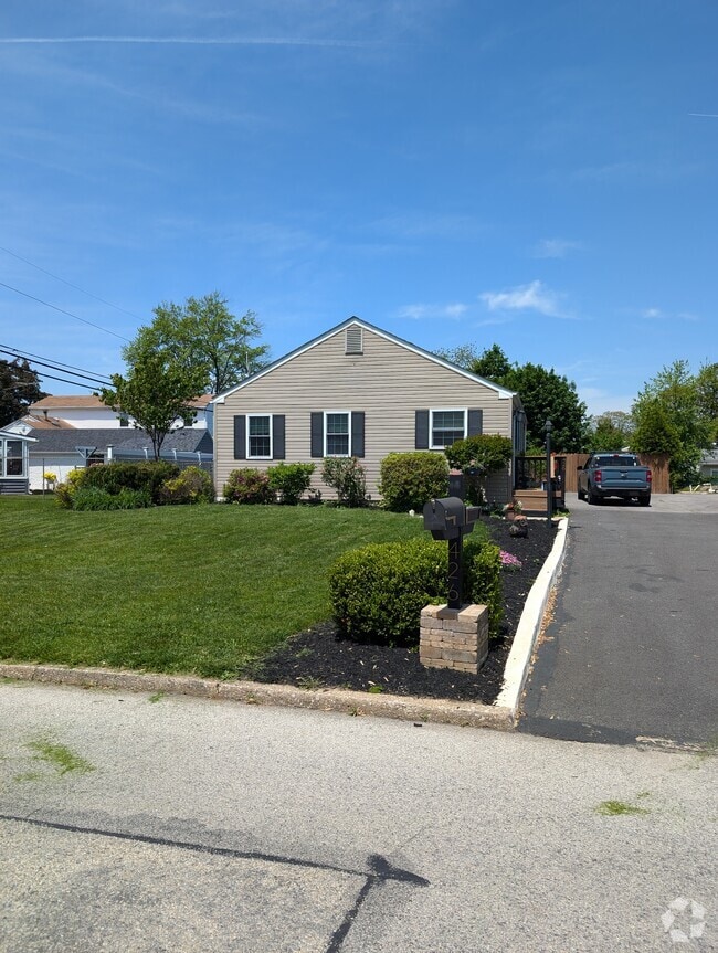 Building Photo - 426 Brandywine Ln