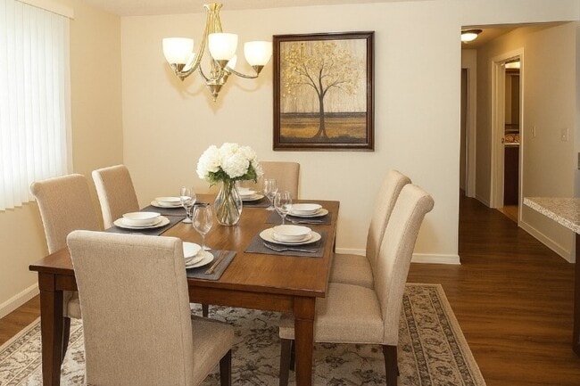 Building Photo - Tocco Villaggio Apartments