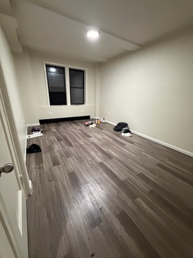 Building Photo - 150 S Harrison St