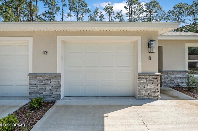 Foto del edificio - 43 Pony Express Dr