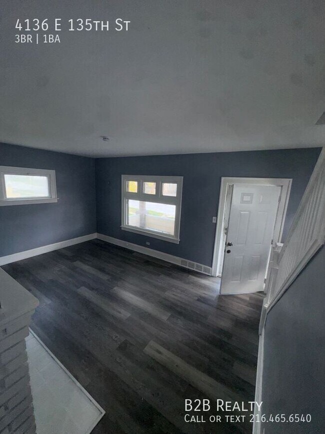 Foto del edificio - 4136 E 135th St