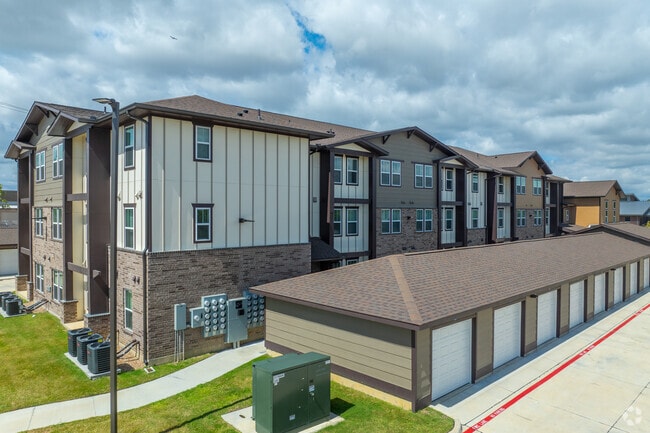 Alternar - Lapiz Flats Apartments