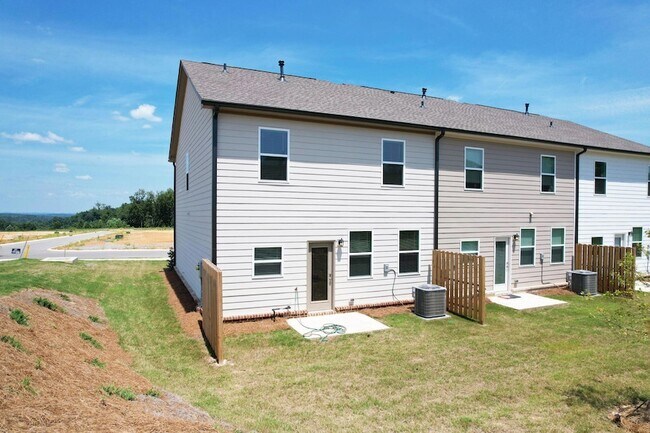 Foto del edificio - 5010 Highwood Dr