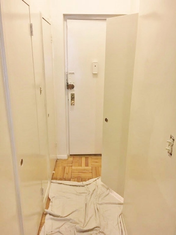 Foto del edificio - 243 E 81st St