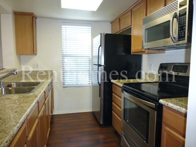 Building Photo - Rancho Bernardo, 14936 Avenida Venusto #15...