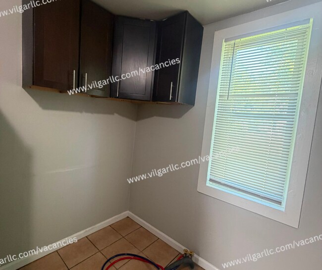 Foto del edificio - 5634 Claude Ave