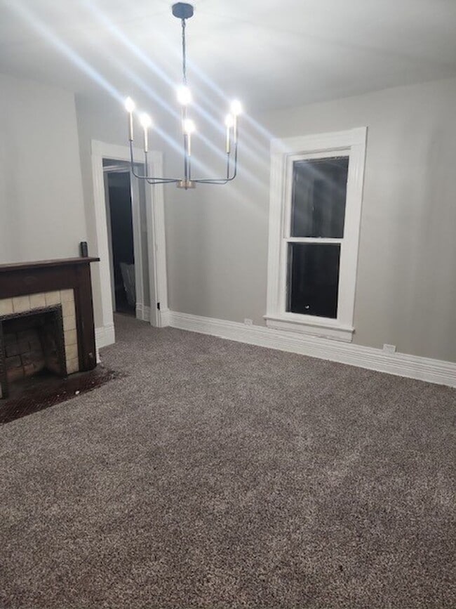 Foto del edificio - ? For Rent – Renovated Victorian Farmhouse...