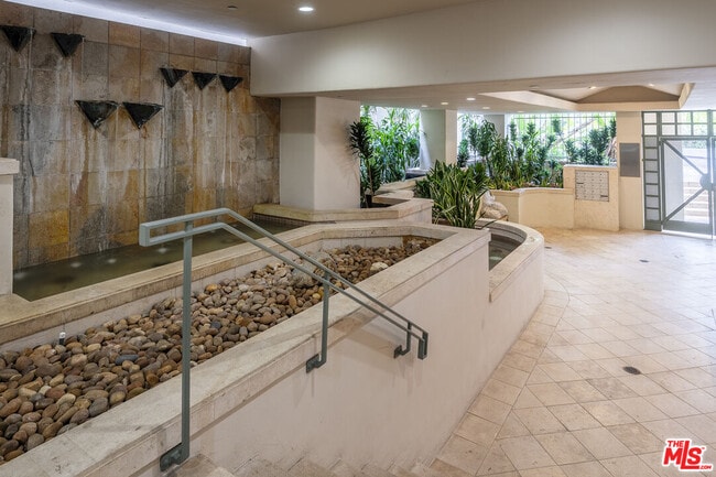 Foto del edificio - 15425 Antioch St