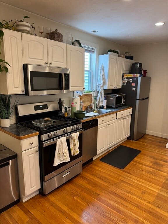 Foto del edificio - 682 E 7th St