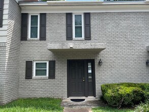 Building Photo - 1625 Centerville Rd