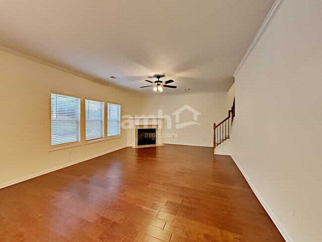 Building Photo - 263 Ascott Ln