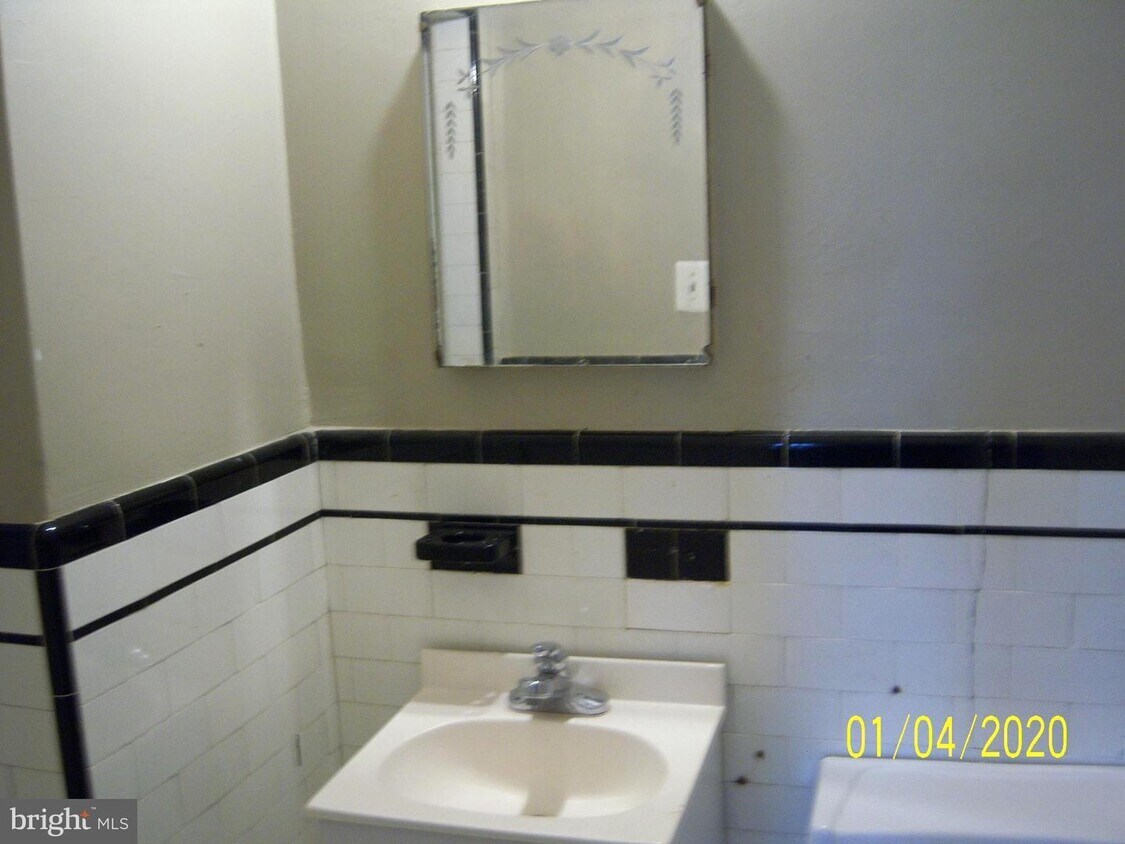 4217 E Roosevelt Blvd, Philadelphia, PA 19124 House Rental in