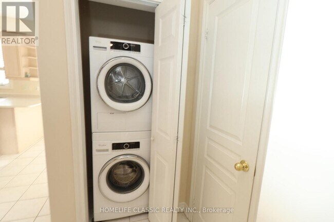 Photo du bâtiment - 41 Chelton Dr