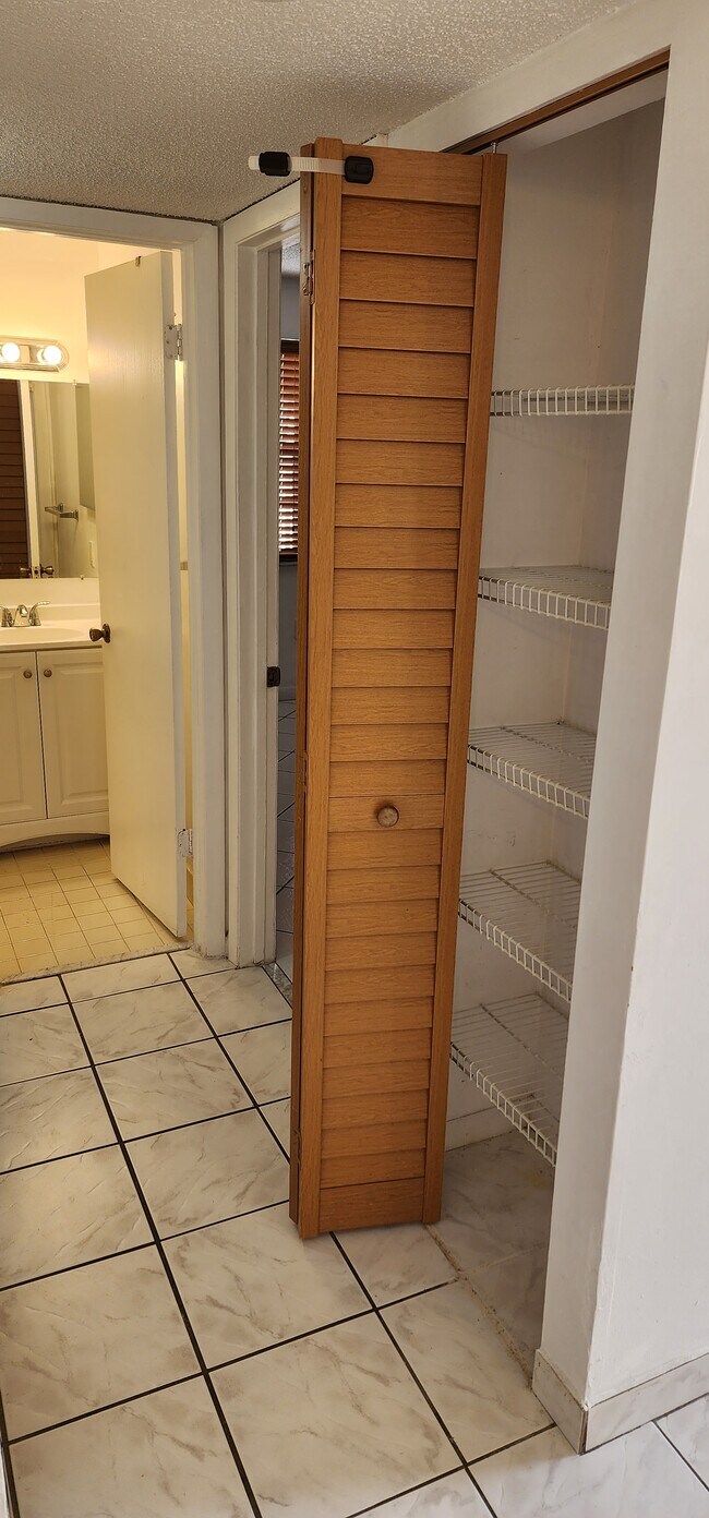 Foto del edificio - 6931 SW 129th Ave