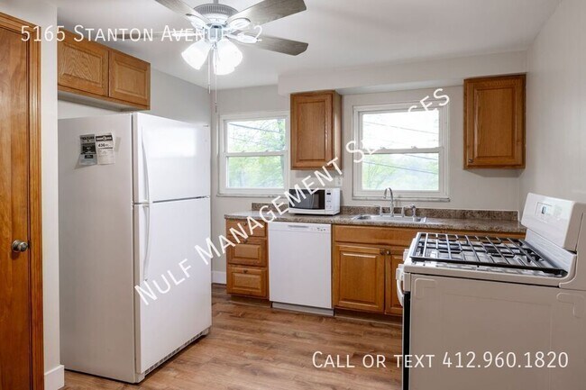 Foto del edificio - 5165 Stanton Ave