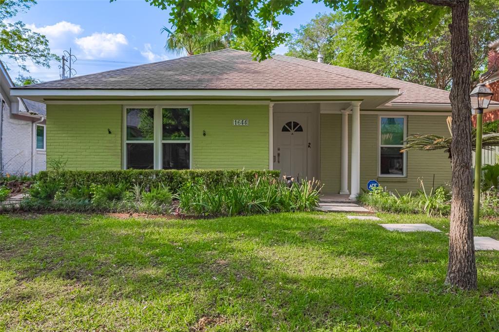 Foto principal - 1644 Banks St