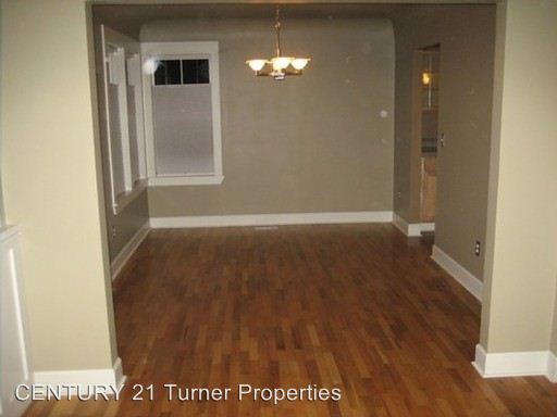 Building Photo - 3 br, 2 bath House - 612 W. 28th St.
