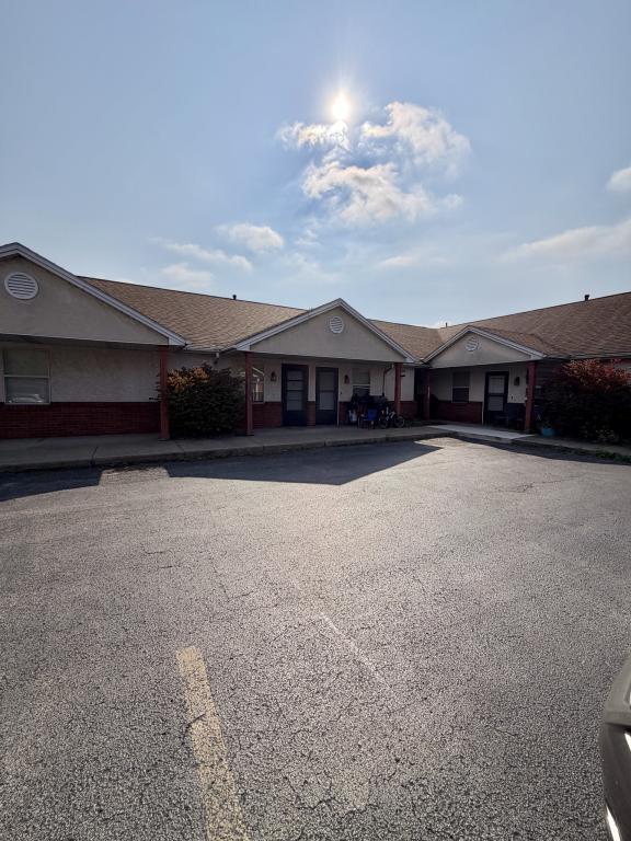 Building Photo - 1819 Gracewoods Dr