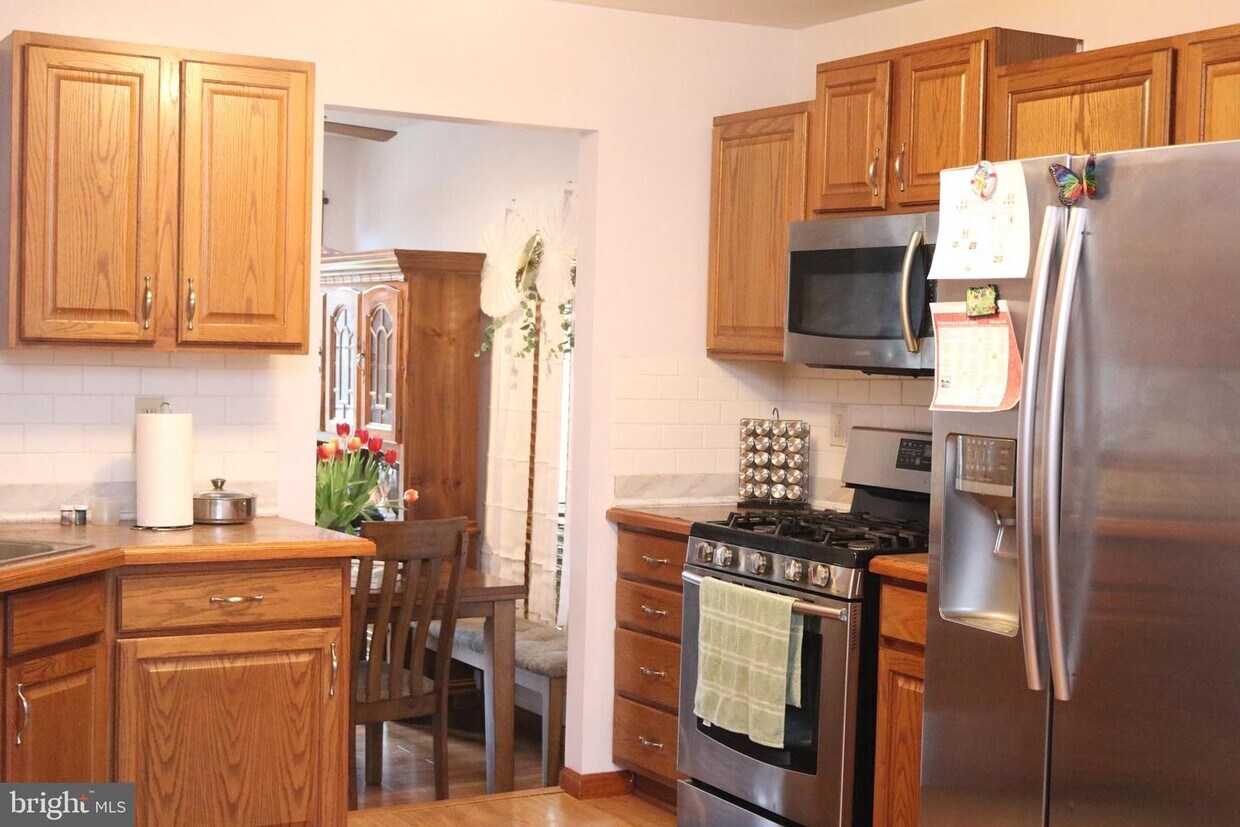 Foto principal - 100 Wessex Ct