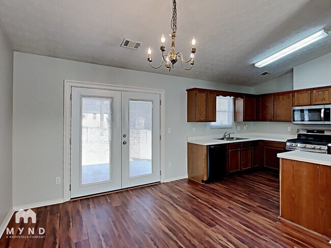 Foto del edificio - 6454 Eastbriar Dr