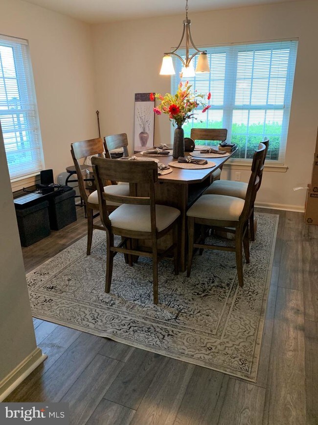 Building Photo - 1925 Wexford Rd