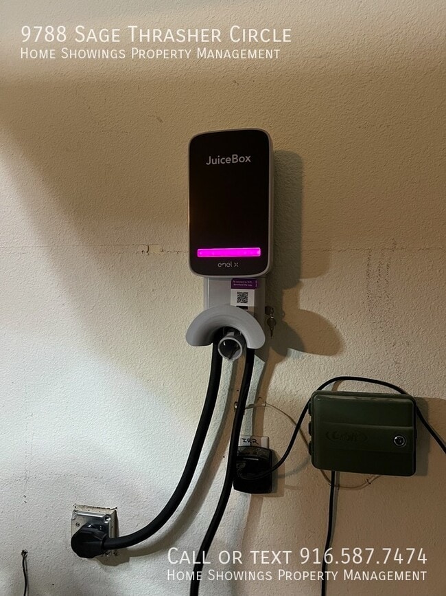 Building Photo - 9788 Sage Thrasher Cir