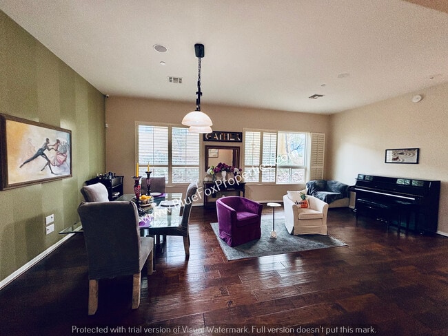 Foto del edificio - 732 W Burntwater Dr