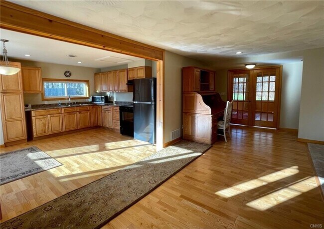 Building Photo - 8155 Cider St