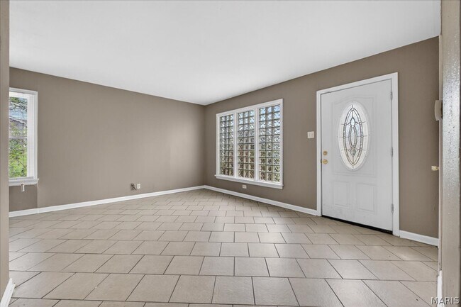 Foto del edificio - 6018 Evergreen Blvd