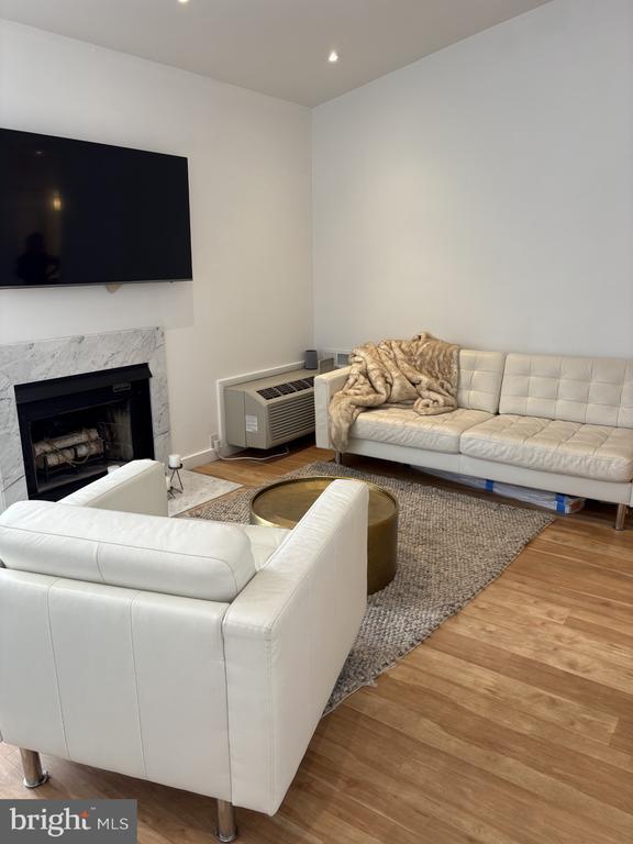 Foto principal - 2021 Lucas Ln