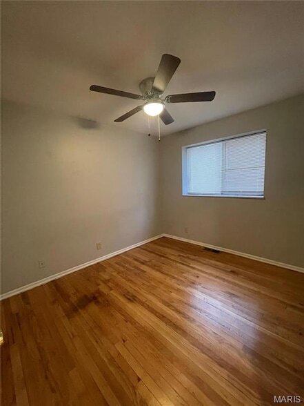 Foto del edificio - 253 Chambers Rd