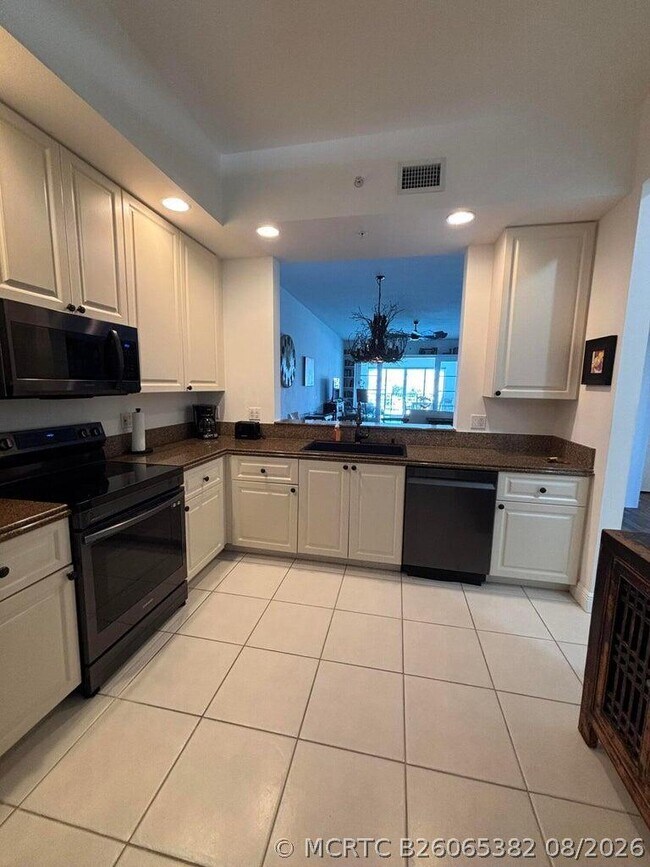 Foto del edificio - 12 Harbour Isle Dr W