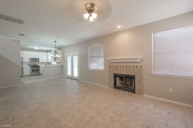 Building Photo - 3 br, 2.5 bath House - 1011 Gazania Drive