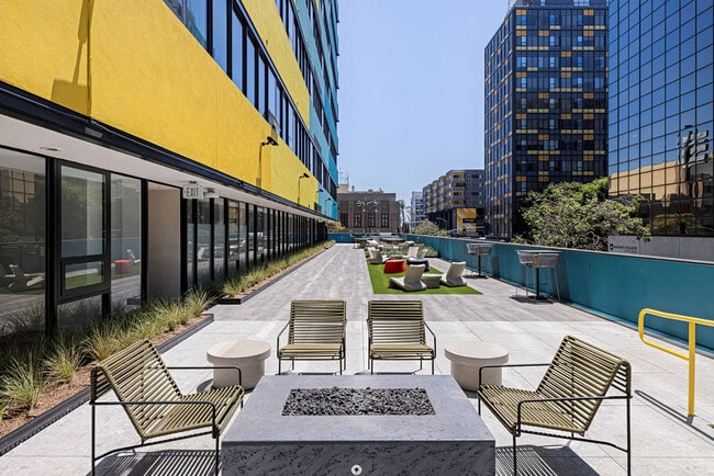 Outdoor Deck - Mason