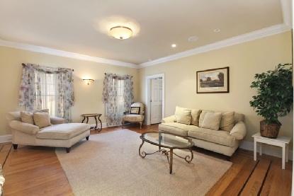 Foto del edificio - 1457 Deerfield Rd