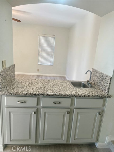 Foto del edificio - 5018 Evanwood Ave