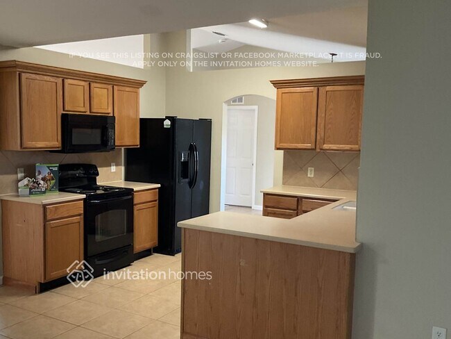 Foto del edificio - 427 Biscayne Ave NW