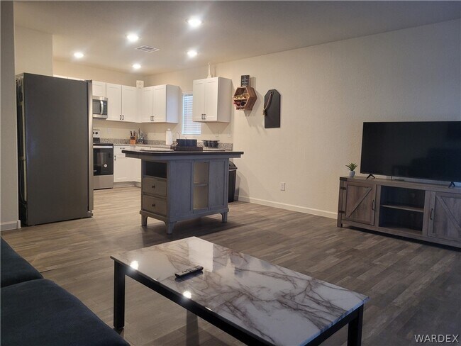 Foto del edificio - 2198 E Arapaho Rd