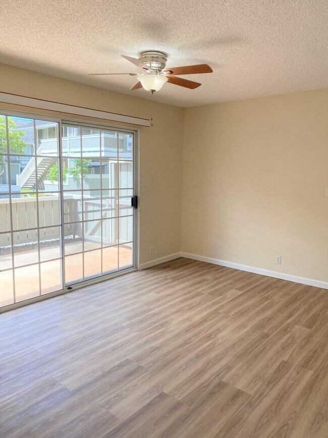 Foto del edificio - Royal Palm - Renovated two bedroom in Waip...