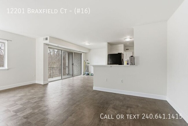 Foto del edificio - 12201 Braxfield Ct