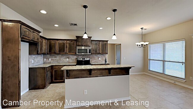 Building Photo - 4 br, 2 bath House - 2613 Green Canyon Drive