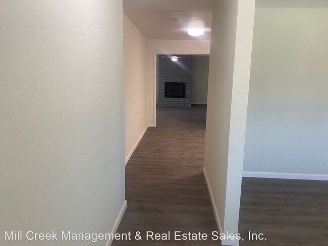 Foto del edificio - 3 br, 2 bath House - 1420 W Oakland