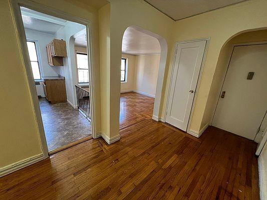 Building Photo - 1 bedroom in BRONX NY 10456