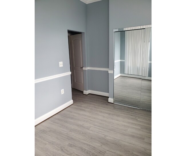 Foto del edificio - 2838 Washington Blvd