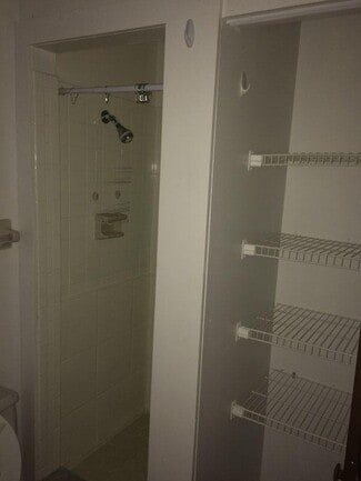 Building Photo - 1416 Moonlite Dr