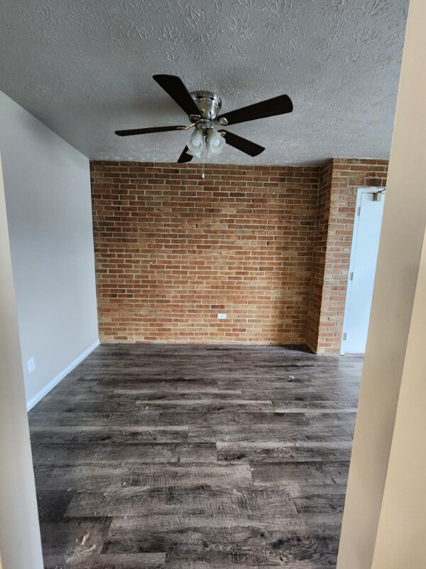 Foto del edificio - 1105 W Maple St