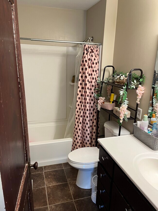 Foto del edificio - 1301 Fulton St W