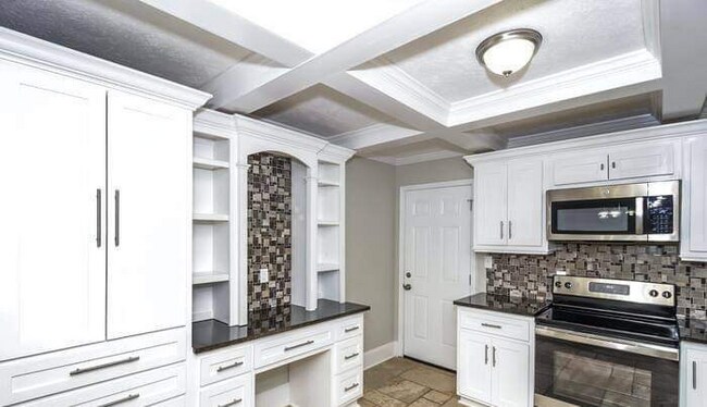 Building Photo - 5972 Williams Rd